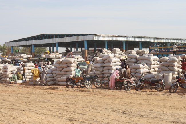 Une vue du marché de demi-gros dans la commune de Tchadoua de la région de Maradi